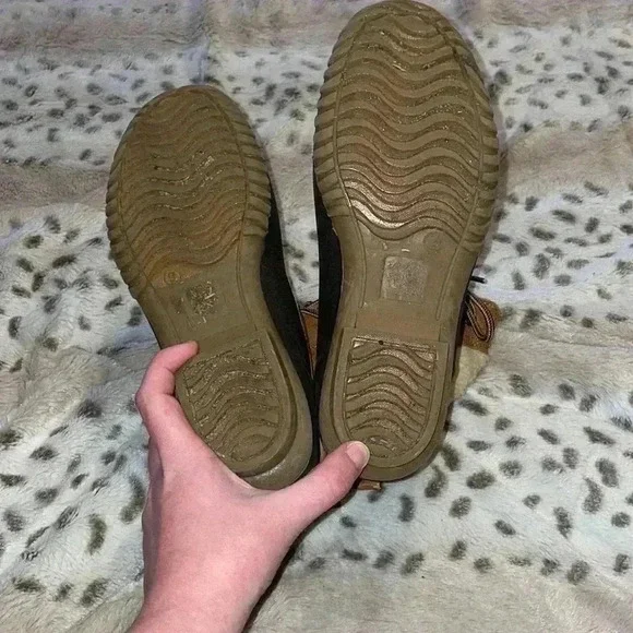 Women’s Blue Duck Boots - Picture 5 of 5